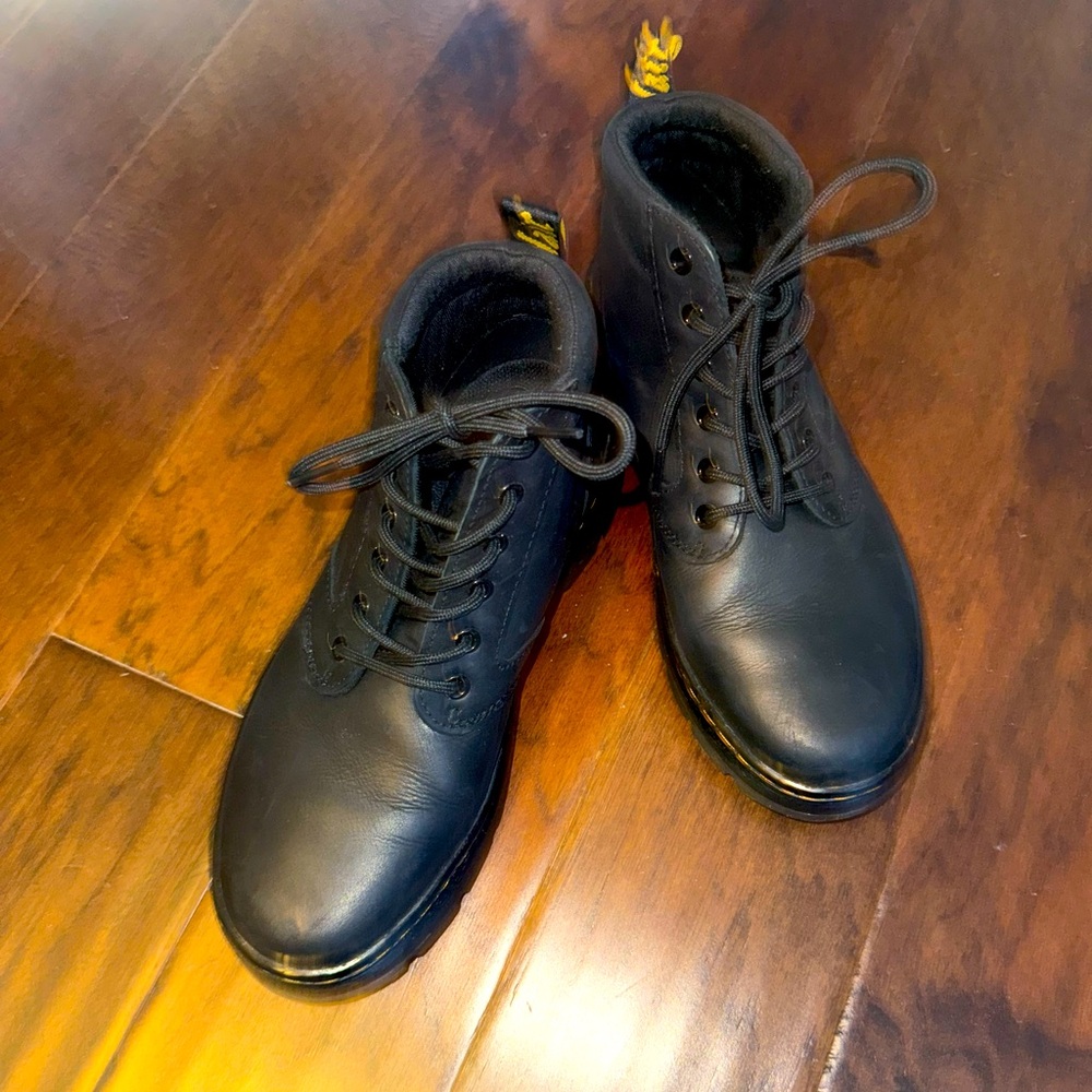 Dr. Martens Bonny boots sz 10